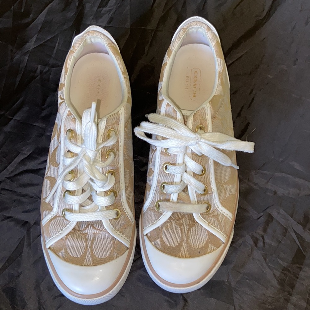 coach flat sneakers size 8.5